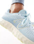 New Balance 520 running trainers in blue