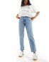 Фото #4 товара Vero Moda Kyla mid rise wide straight leg jeans in light blue wash