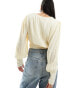 Фото #4 товара Pimkie cropped pleat detail wrap front top in cream